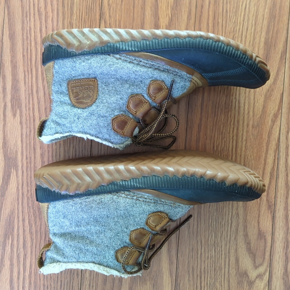 Sorel Brown Tan Gray Duck Boots - Picture 3 of 8